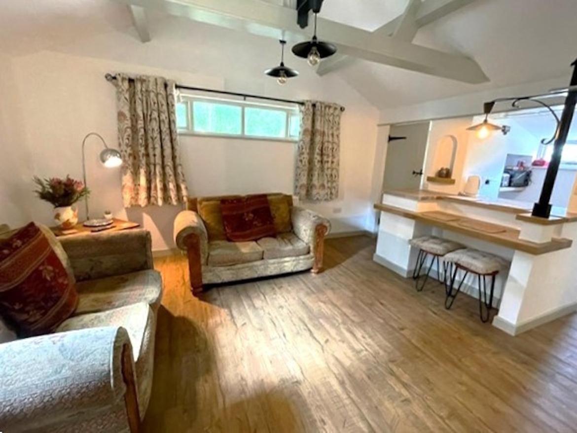 Stratton Strawless Woodman'S Farm B&B 외부 사진